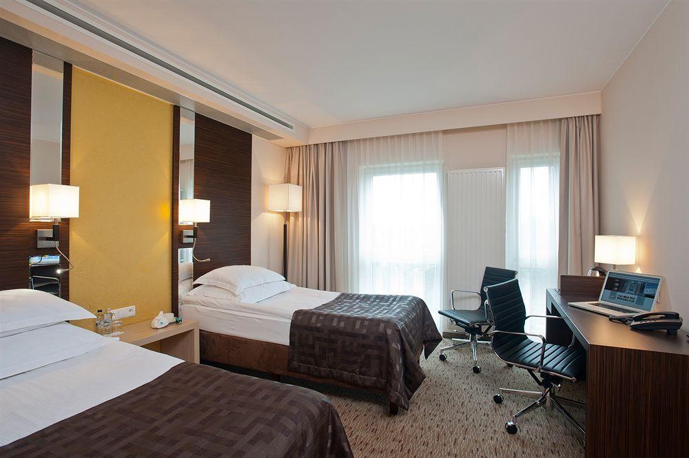 Hotelli Arkon Park Gdansk- Destigo 4*